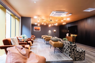 1 bed studio, Nelson Street, Holylands, Belfast, BT151BH - Image 1